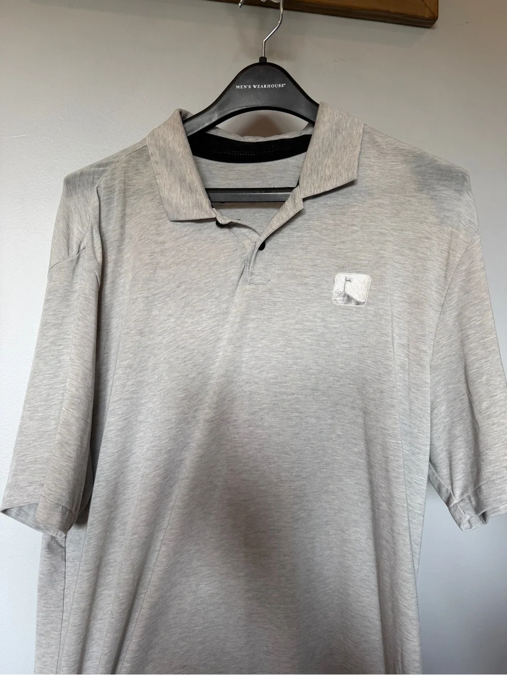 Nike Men's Grey Short-Sleeve Polo Shirt